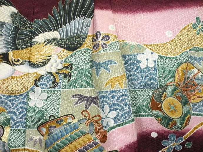 七五三・祝い着に ◇赤紫色系　鷹◇3歳男の子着物・羽織・袴セット6042【中古】