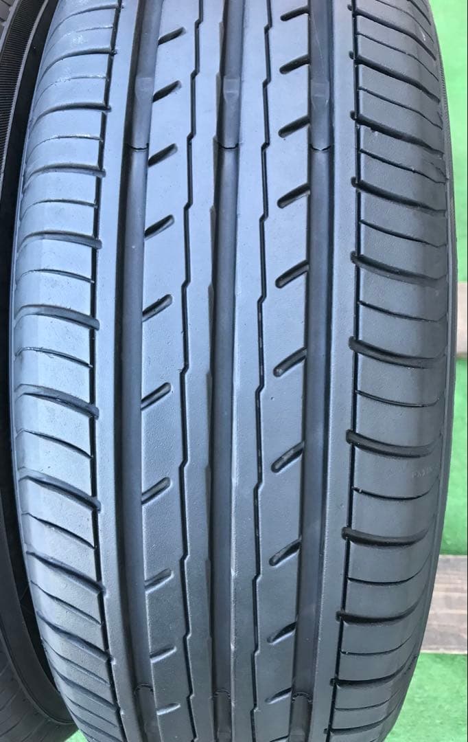 195/65 R15 YOKOHAMA BluEarthラジアルタイヤ2025年