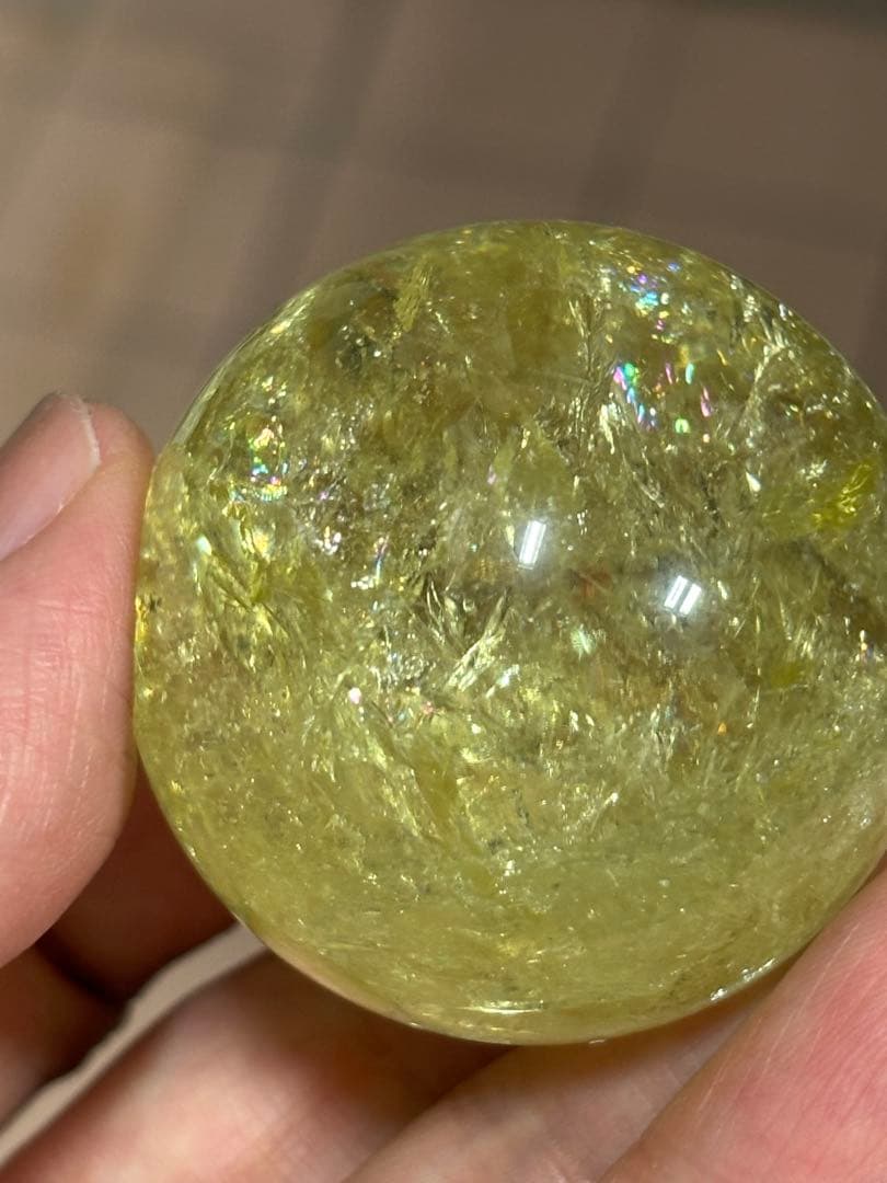 虹満タン　爆虹シトリンスフィア　丸玉4.22cm 煌びやか　シトリン