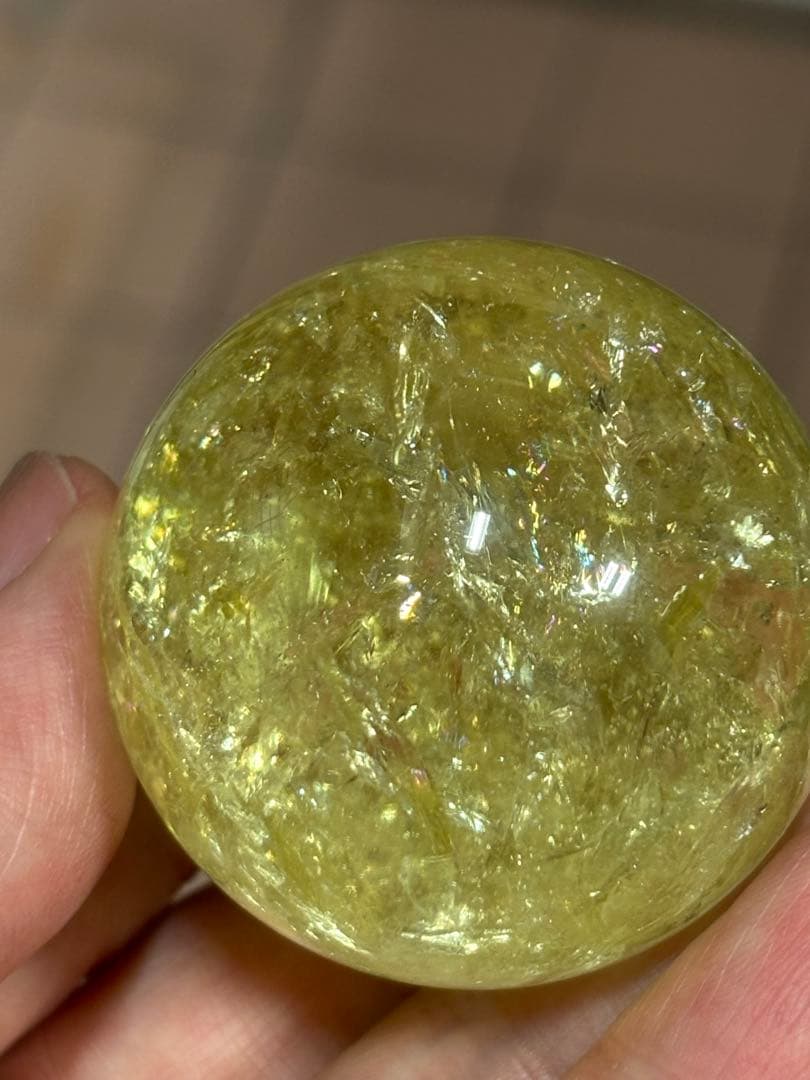 虹満タン　爆虹シトリンスフィア　丸玉4.22cm 煌びやか　シトリン
