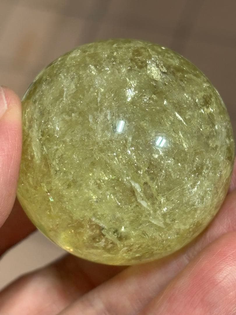 虹満タン　爆虹シトリンスフィア　丸玉4.22cm 煌びやか　シトリン