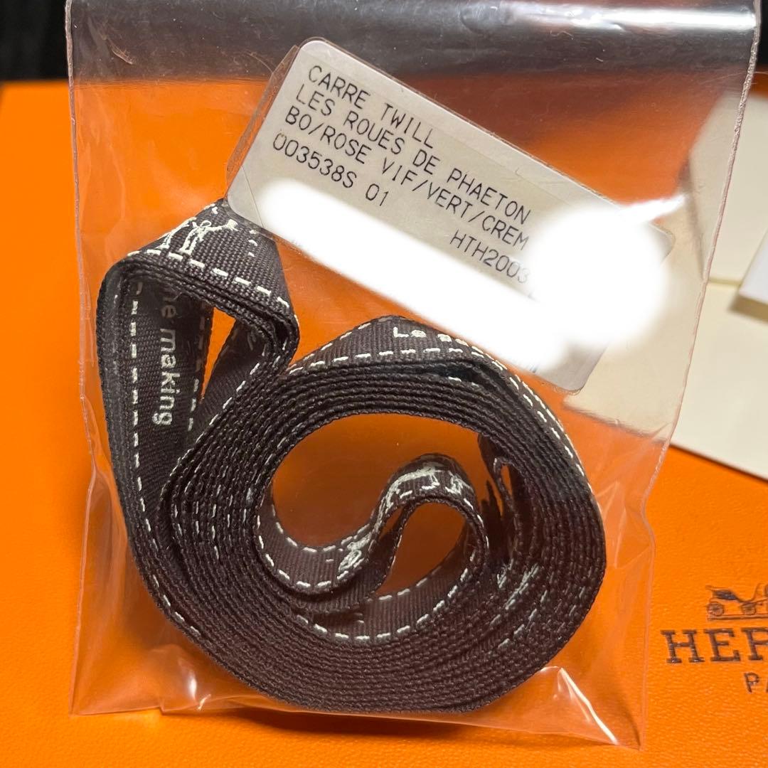 新品 エルメス カレ 90 シルク スカーフ 「四輪馬車の車輪」