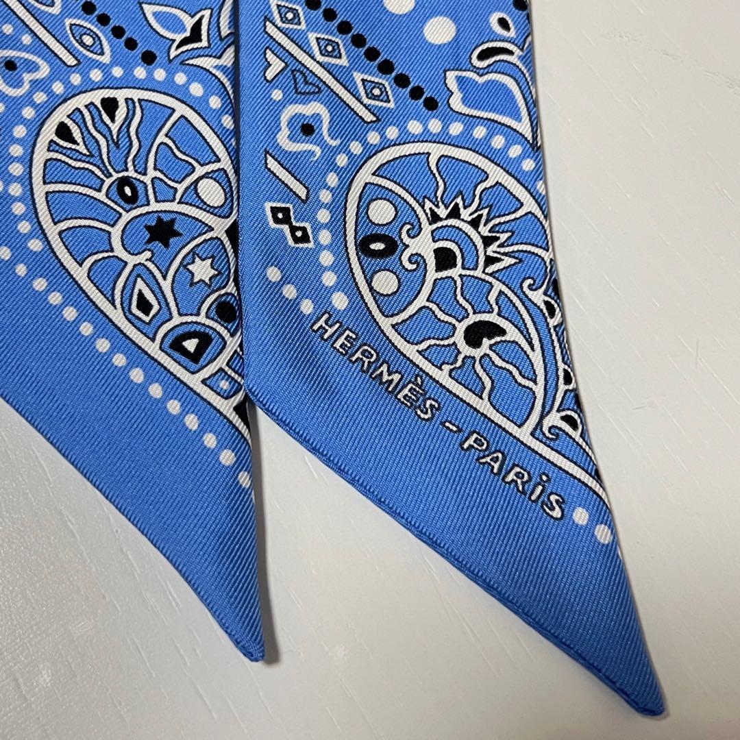 【美品】エルメス★HERMES★ツィリー★ブルー ホワイト★ツイリー★バンダナ柄