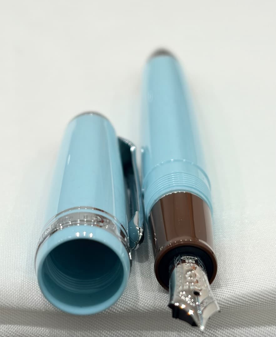 限定品　セーラー　万年筆　プロフィットスタンダード チョコミント　サンライズ貿易