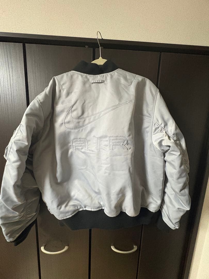 Nike MA-1 フライトジャケット グレー