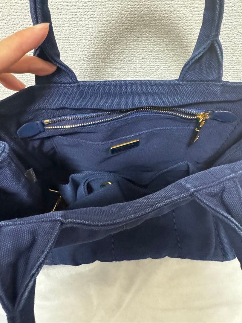 PRADA プラダ　カナパ　ネイビー　S