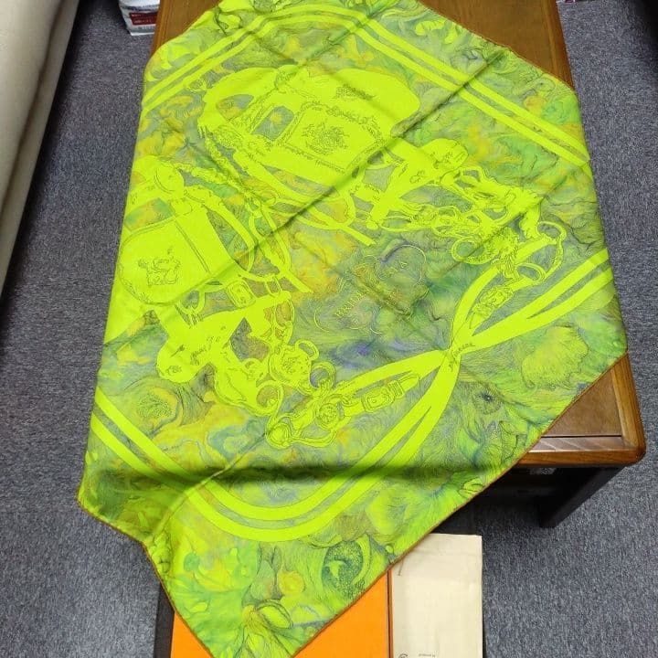 エルメスのスカーフ 90×90