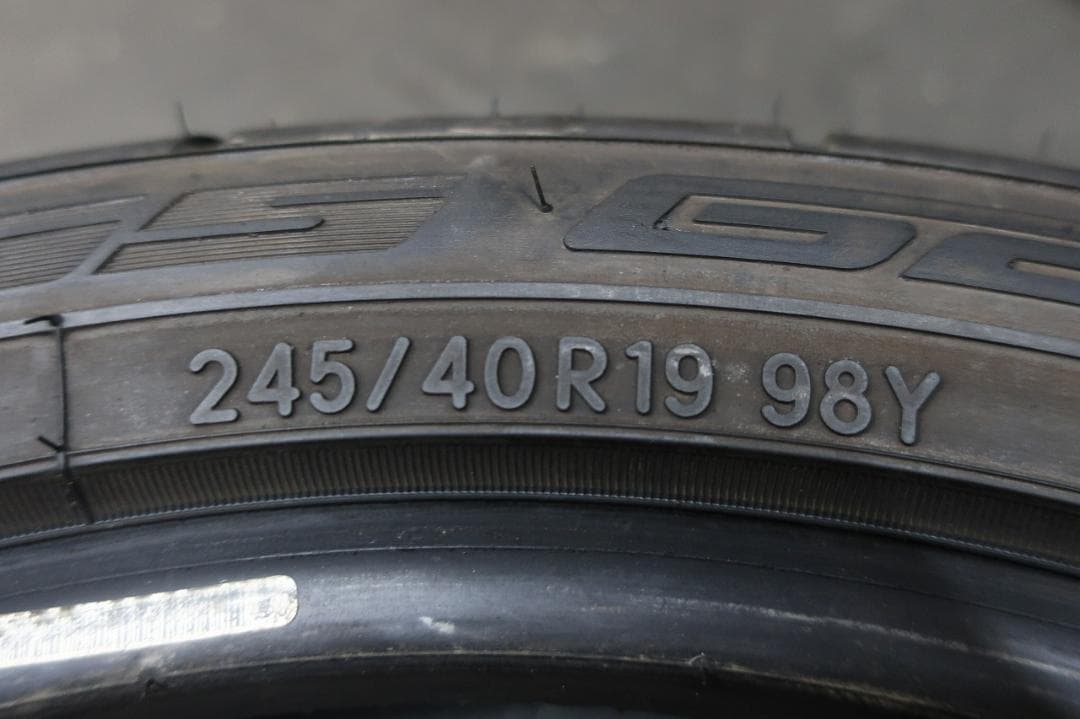 2024年　NITTO　NT555　G2　245/40R19　国産　バリ溝　2本