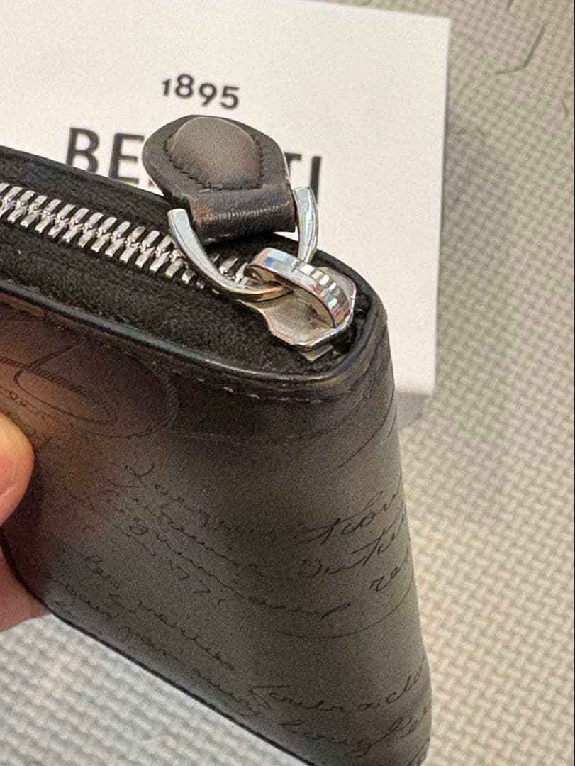 BERLUTI ブラックレザー パース