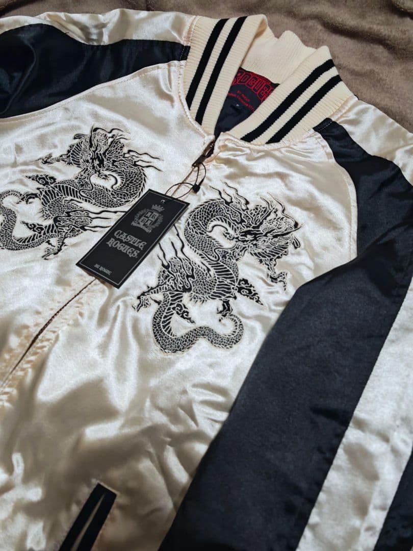 ROGUES 未使用近い 日本限定虎 スカジャン unisex サテン