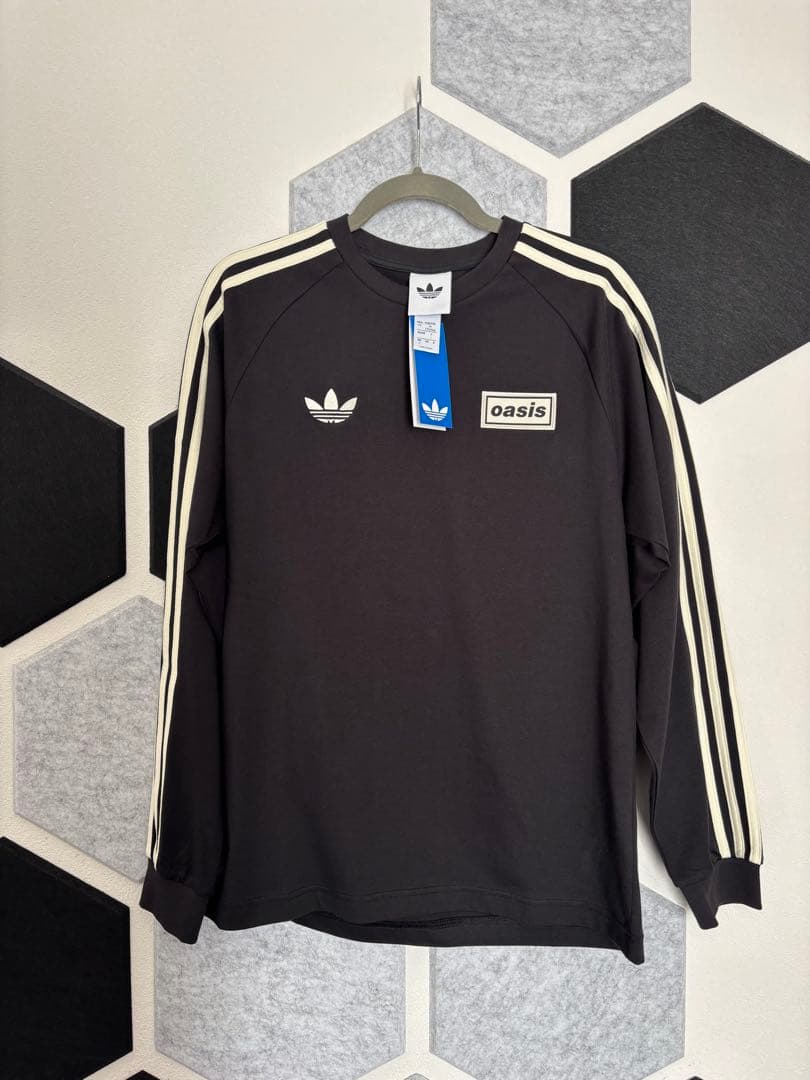 【超メルカリ市】adidas × Oasis 長袖Tシャツ　L