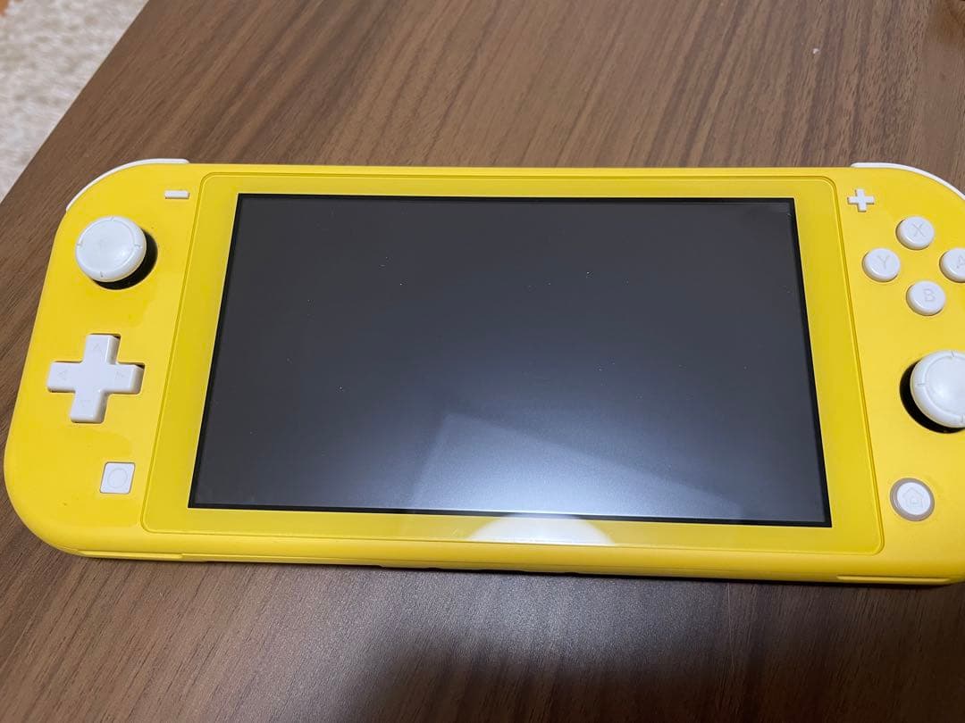 Nintendo Switch Light (ジャンク品)イエロー