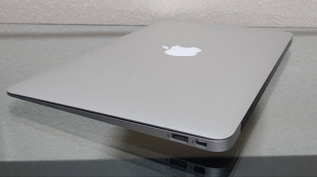 MacBook本体 Apple MacBook Air 11-inch 2015