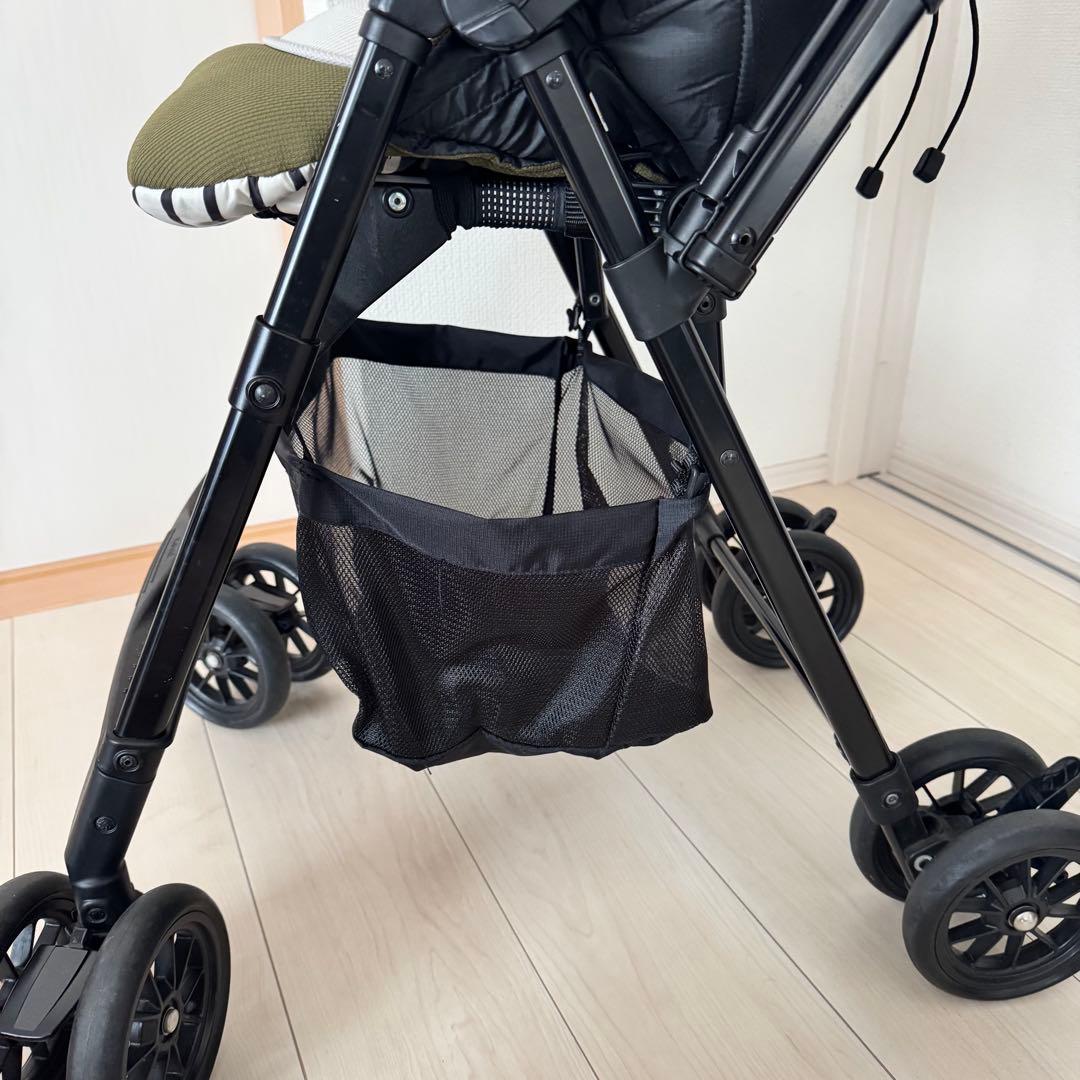 【極美品】Combi ベビーカー メチャカルハンディ α エッグショック