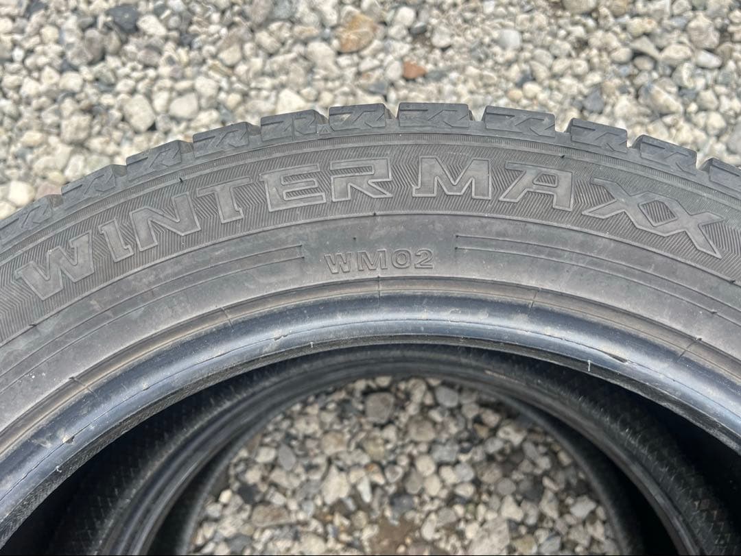 ダンロップ　ウィンターマックス　wm02 235/50r18 21年製　2本のみ