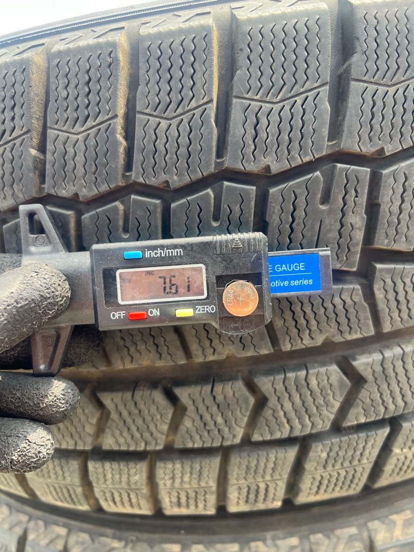 ダンロップ　ウィンターマックス　wm02 235/50r18 21年製　2本のみ