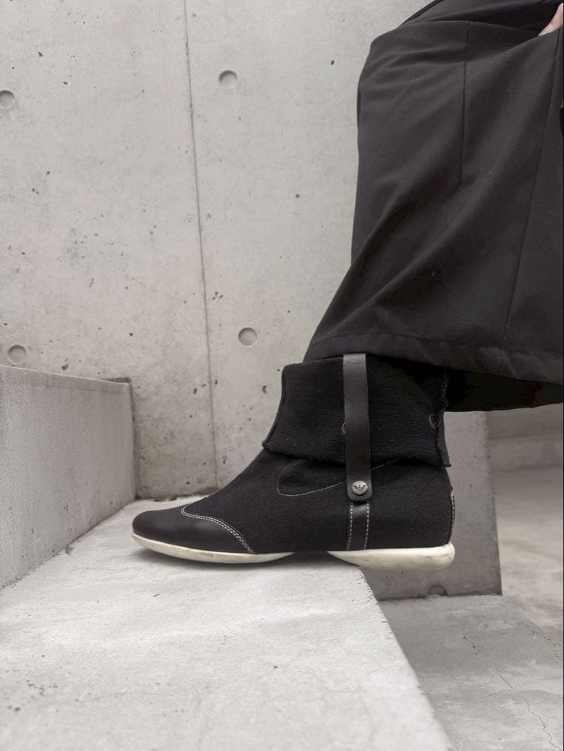靴 EMPORIO ARMANI High Cut Sneaker