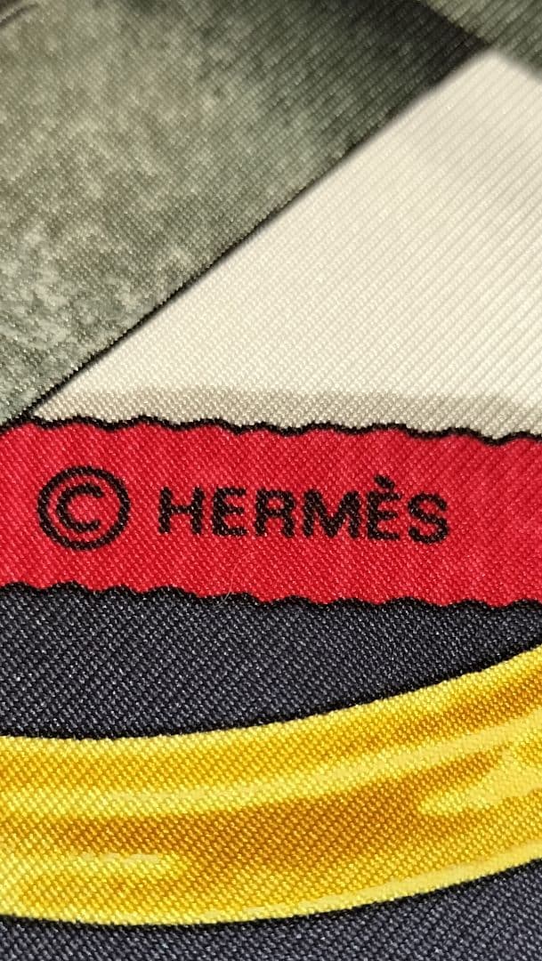 お値下げしました！HERMES　エルメス　スカーフ　美品