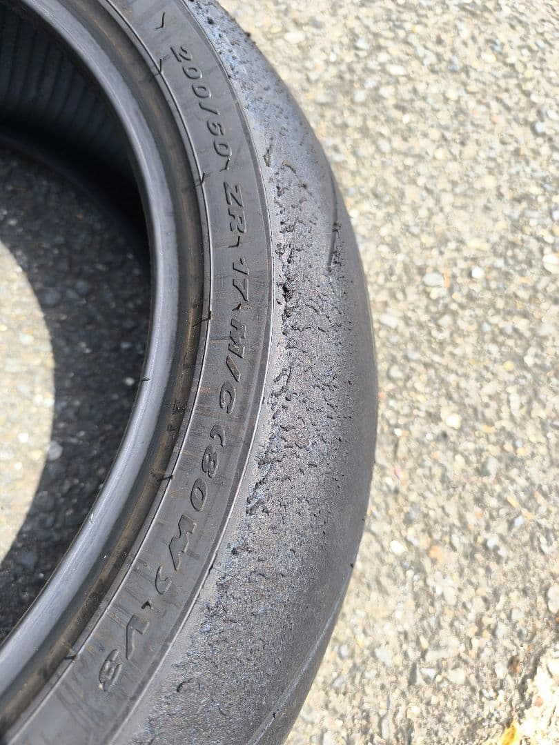 ディアブロスーパーコルサSPV3 120/70ZR17 200/60ZR17