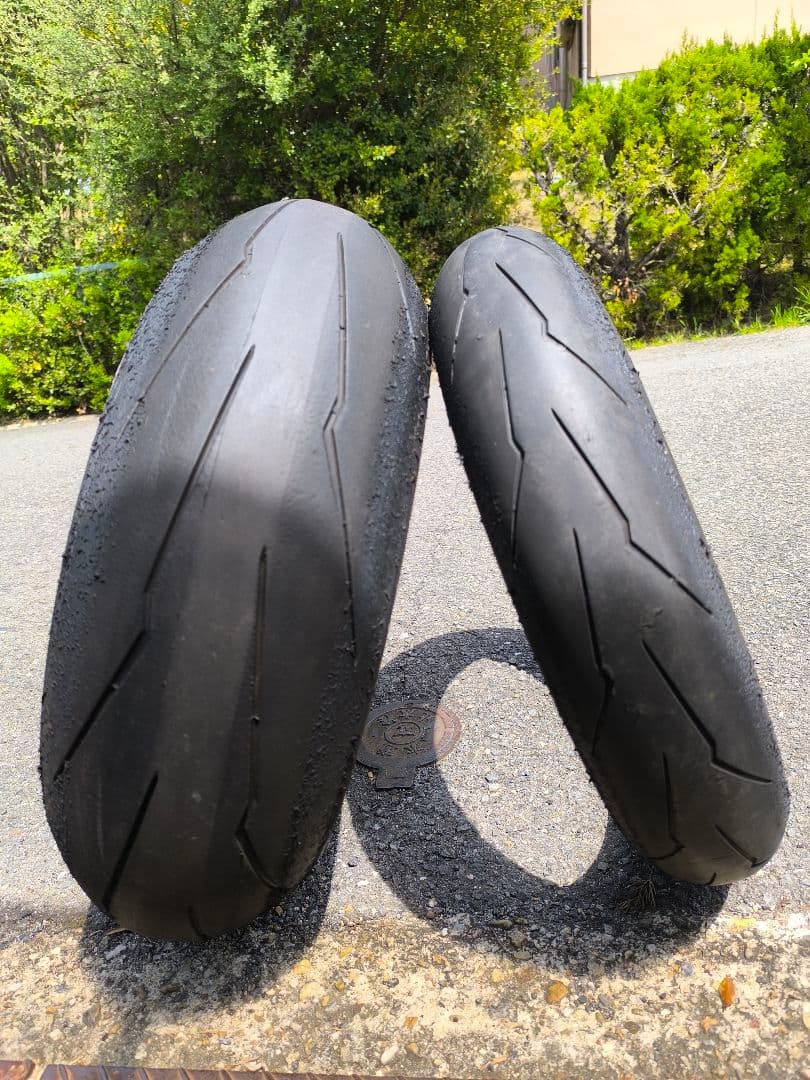 ディアブロスーパーコルサSPV3 120/70ZR17 200/60ZR17