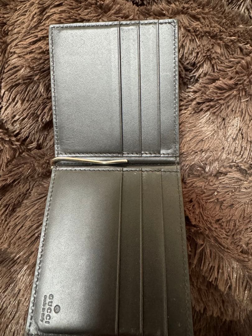 GUCCI 二つ折り財布　マネークリップ財布