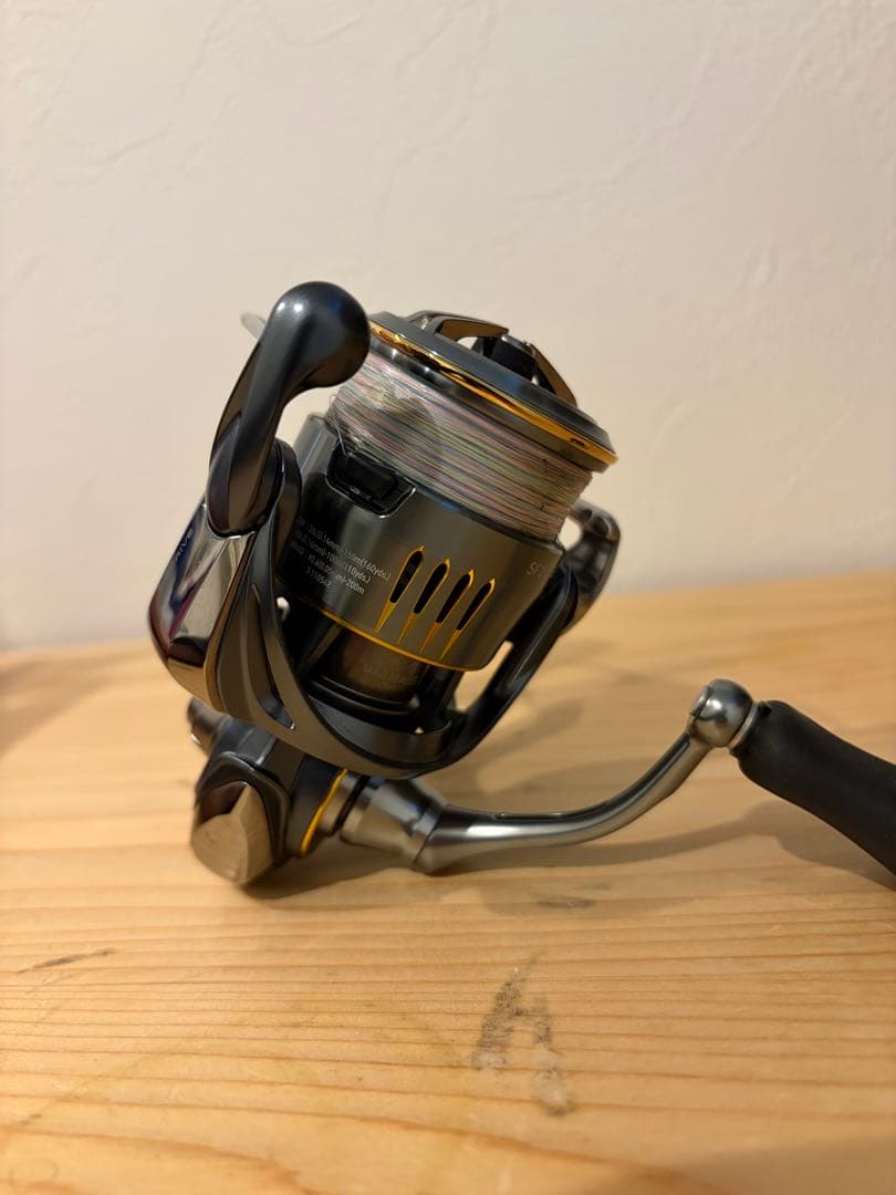 【美品】ダイワ 23エアリティ SF2500SS PEライン付 即使用可