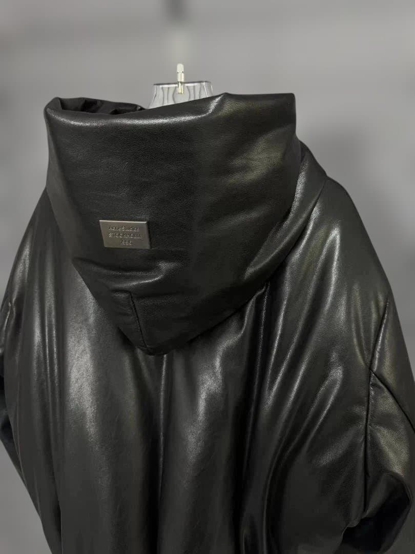 Acne Studios ブラックレザーダウンジャケット