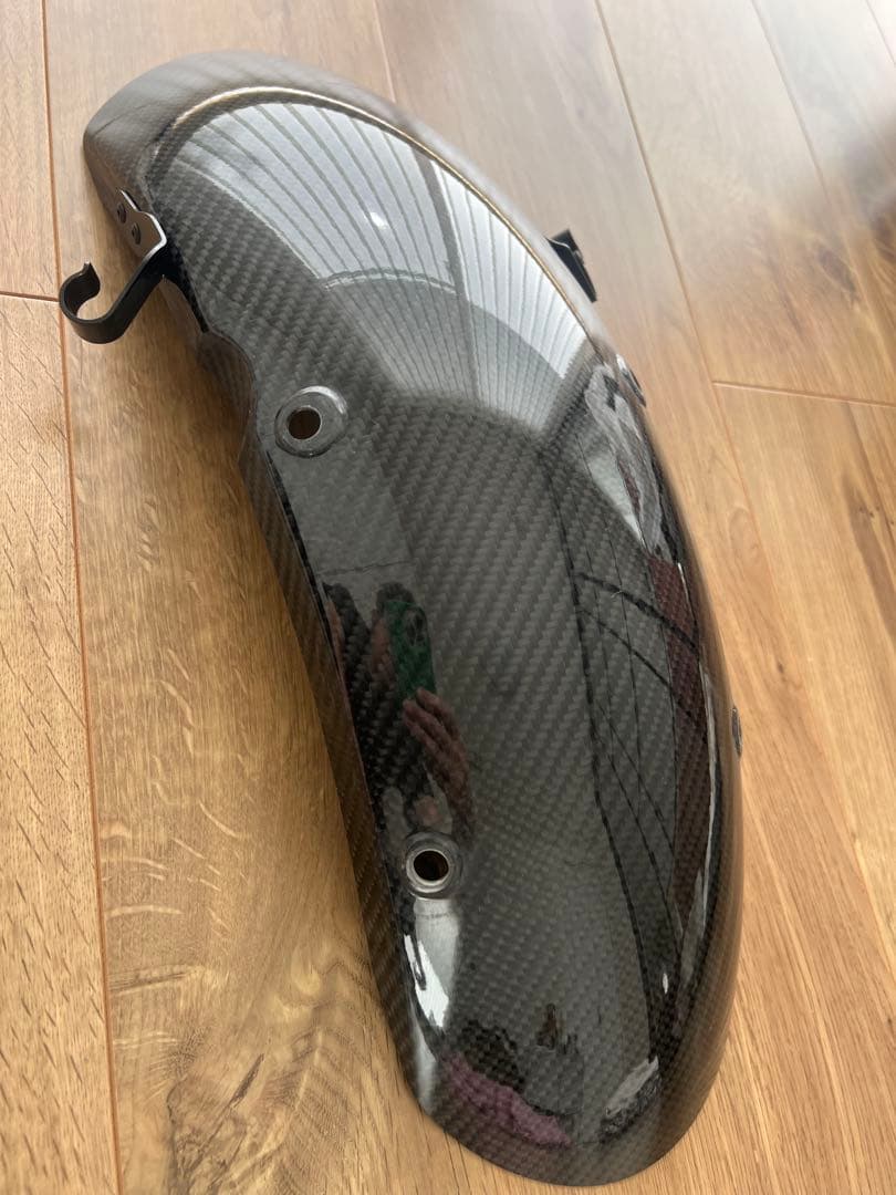 Z900RS用カーボンフロントフェンダー