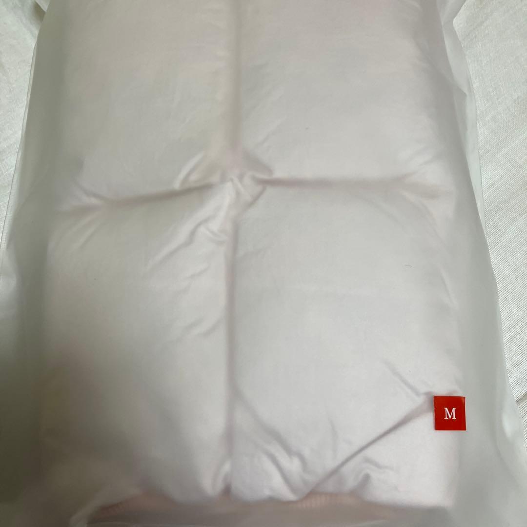 新品未使用　1月購入イワタの羽毛レッグウォーマー ダウン95%フェザー5%M