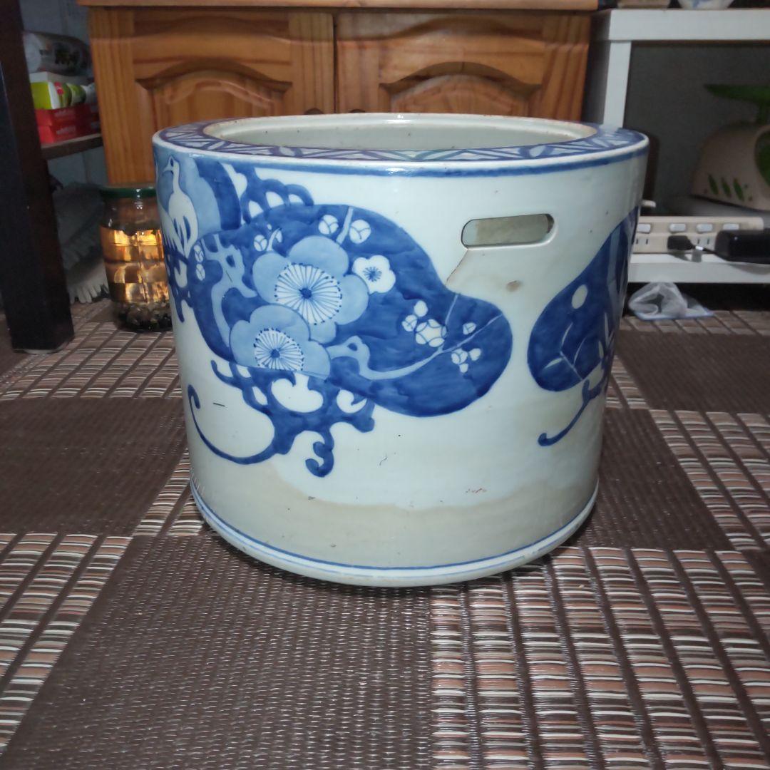 青い鳥と花模様の陶器 火鉢