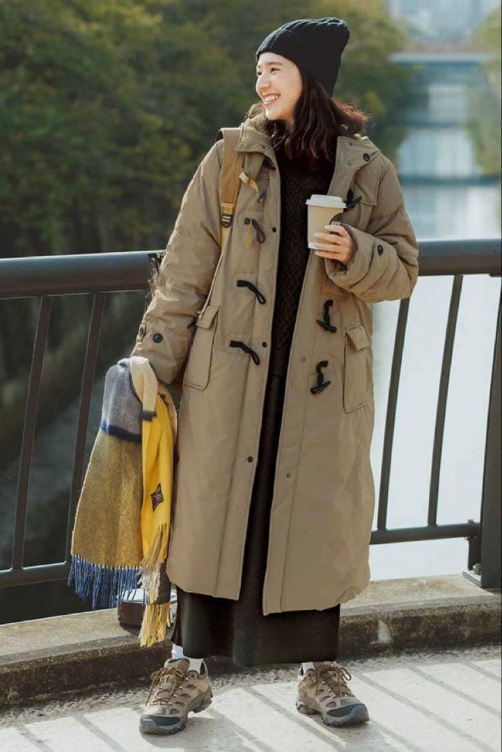 Live in comfort くぼっちコラボ ロングダッフルダウンコート M