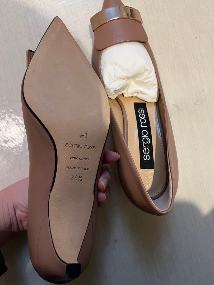 sergio rossi ベージュ sr1 サイズ36.5 4.5cmヒール