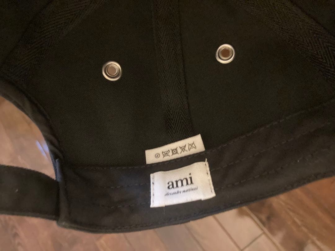 AMI PARIS チェーンステッチハートロゴキャップ