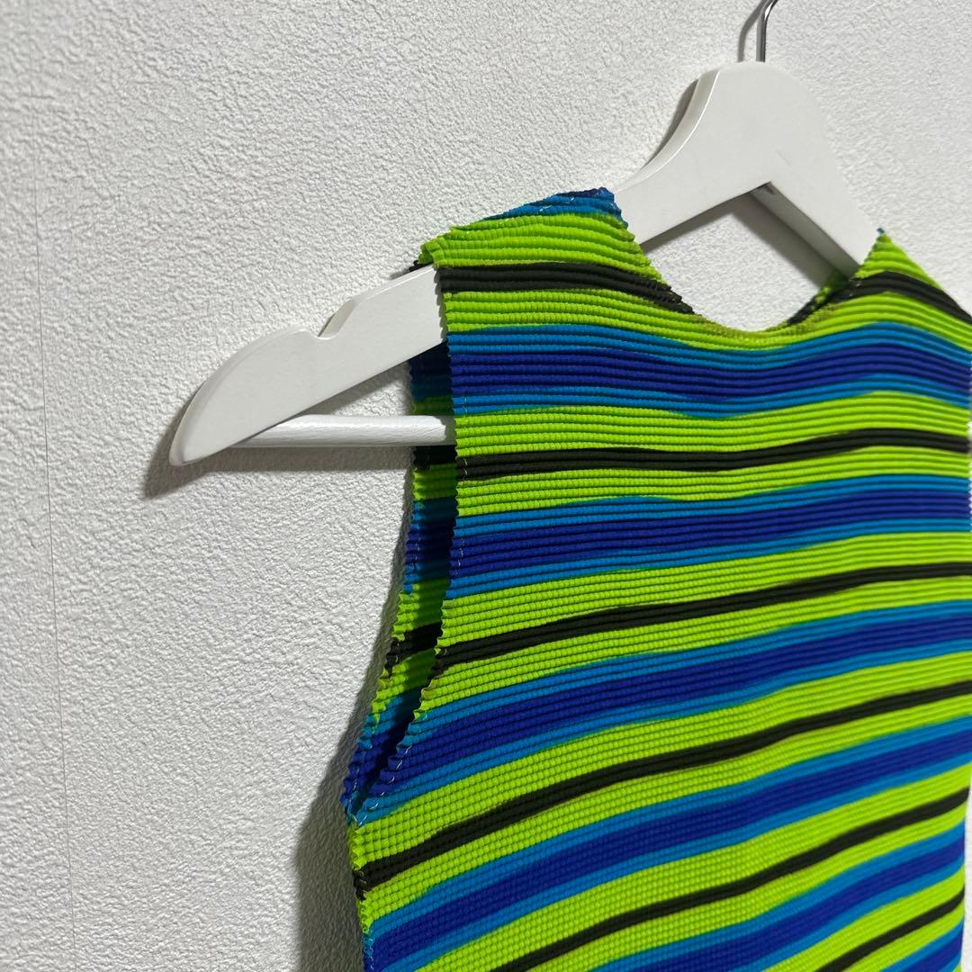 《me ISSEY MIYAKE》 イッセイミヤケ カットソー タンクトップ