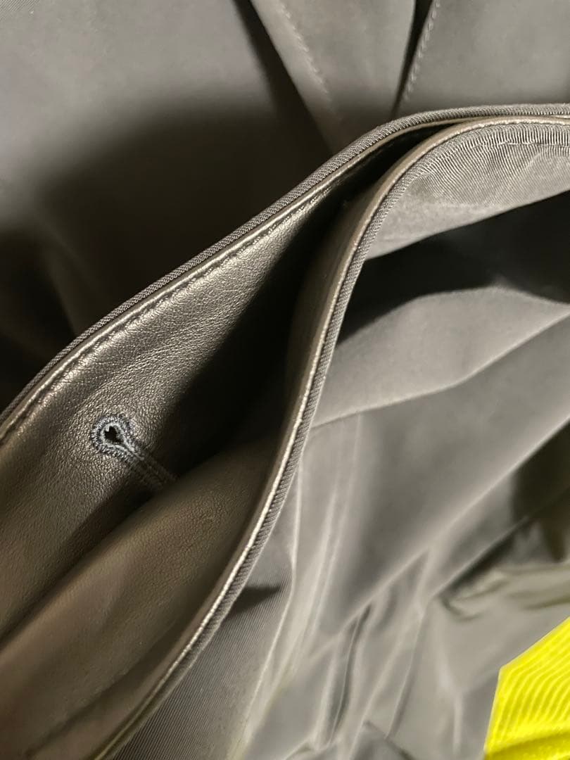 PRADA チェスターコート　ブラック　メンズ