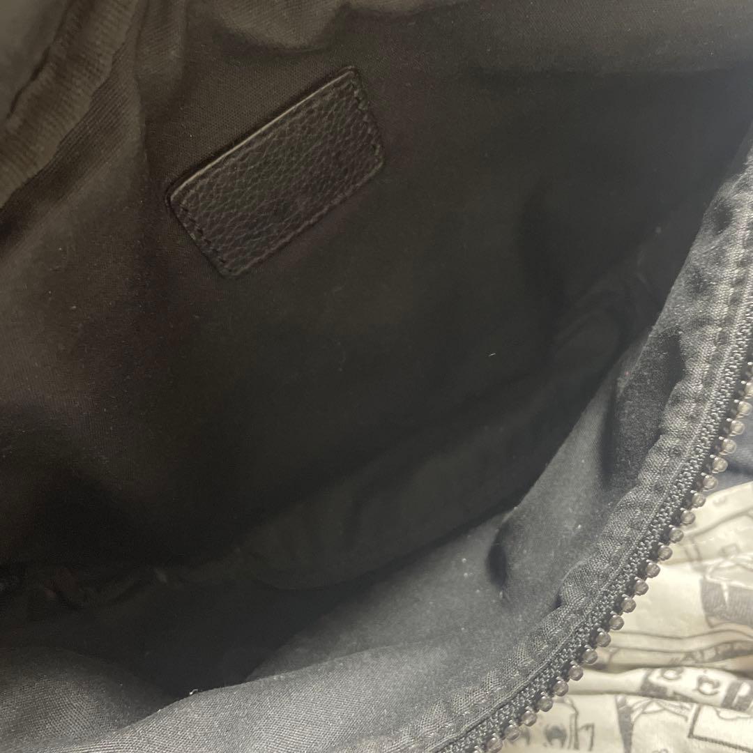 バッグ dior kaws waist bag