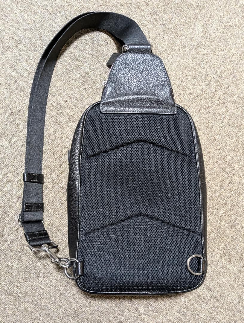 COACH コーチ　メンズ　ボディバッグ