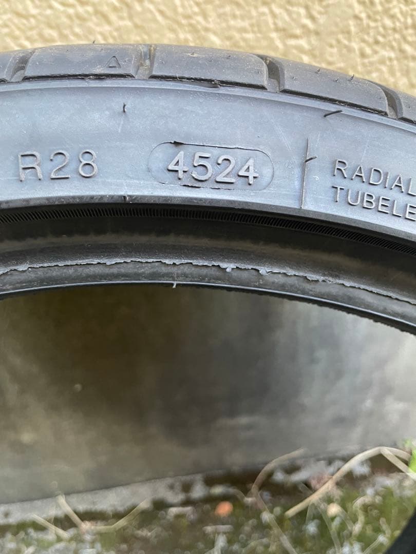 MINERVA RADIAL F205 19インチタイヤ　 215/35r19