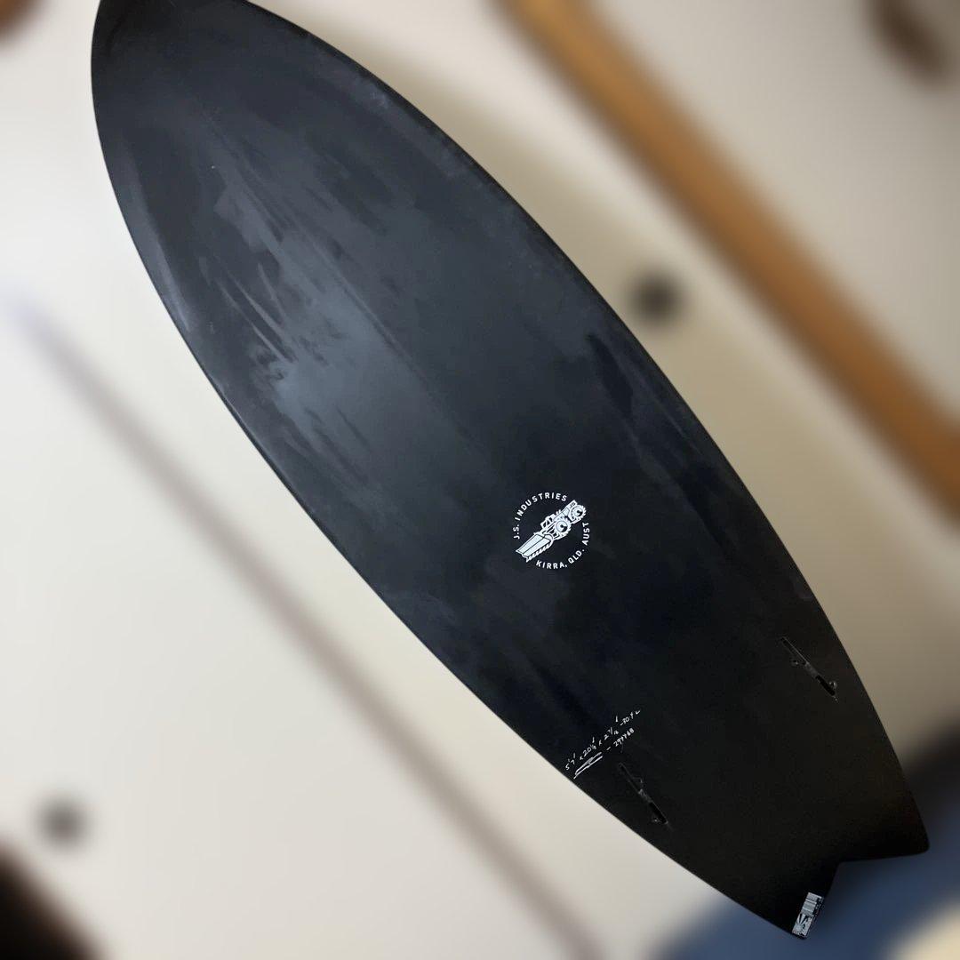 サーフィン・ボディボード JS BLACK BARON 5'7