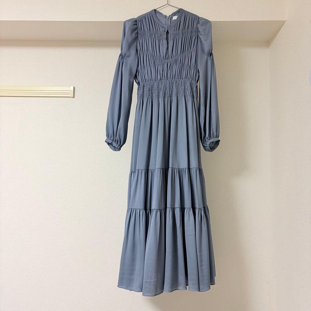 ワンピース herlipto Back Ribbon Tiered Satin Dress