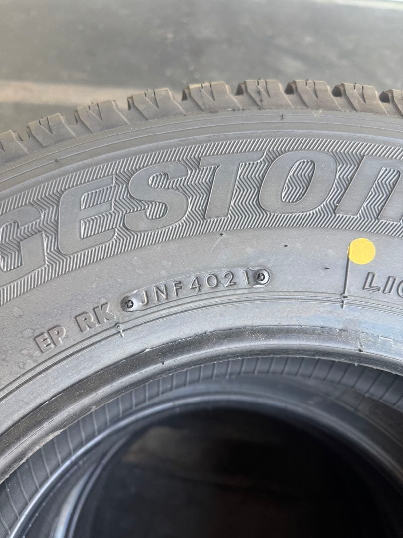 ◆送料込み◆ブリヂストン185/80R14 VL1 新品未使用　3本セット