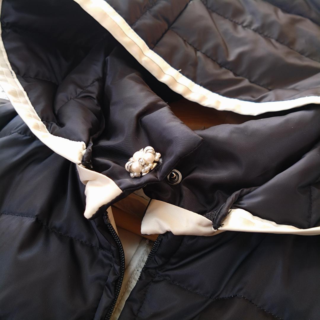 オースチンリード フード付きダウンコート　L40　ビジュー装飾つき　黒　白　現行