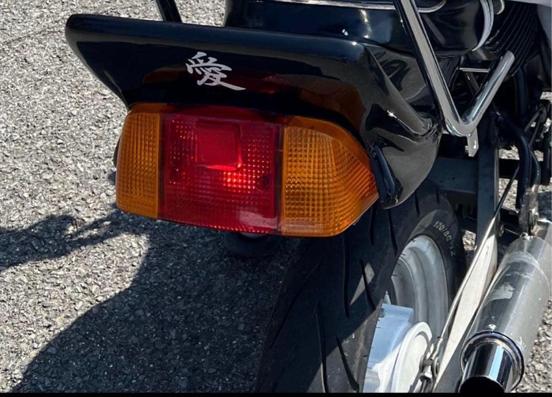 エイプ50CBXテール