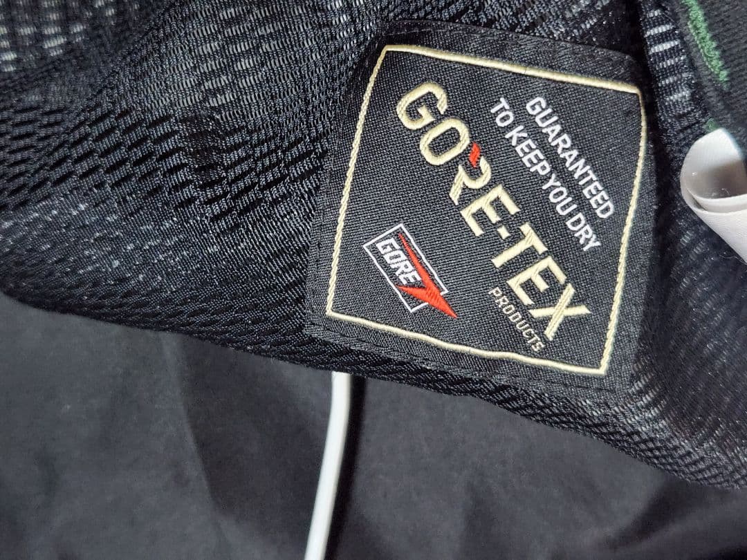 VOLCOM　LONGO　GORE-TEX　Mサイズ