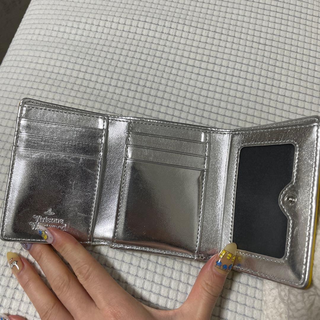 ヴィヴィアンウェストウッド　三つ折り財布