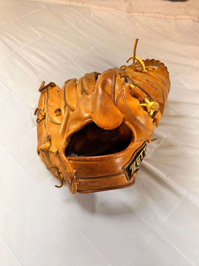 最終値下げです！ゼット　プロステイタス　高校野球対応　硬式投手用グローブ