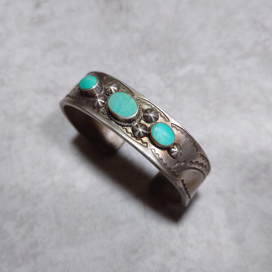 NAVAJO ナバホ 3連ターコイズ スタンプワークバングル