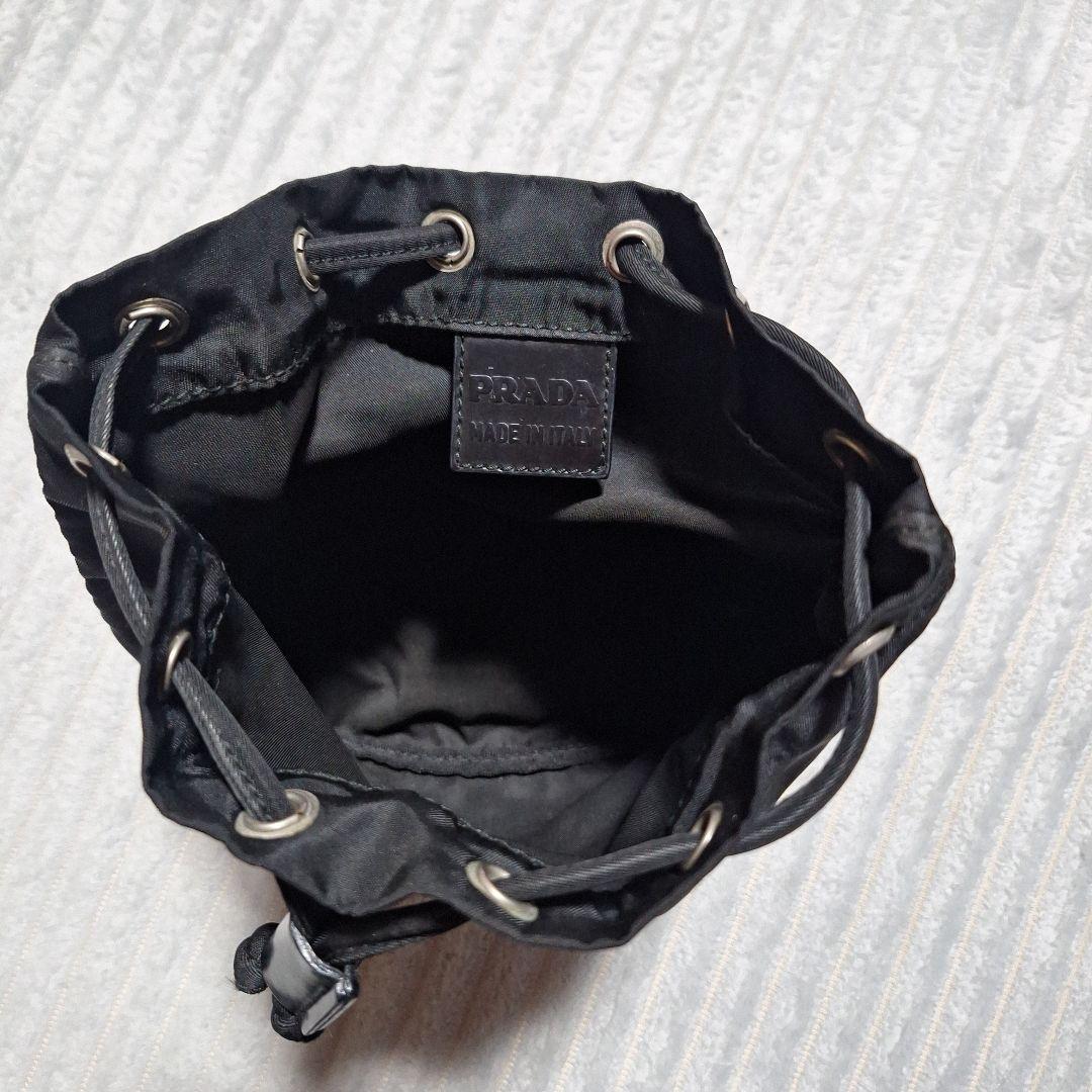 mer.yPRADA ブラック ナイロン ドローストリングバッグ