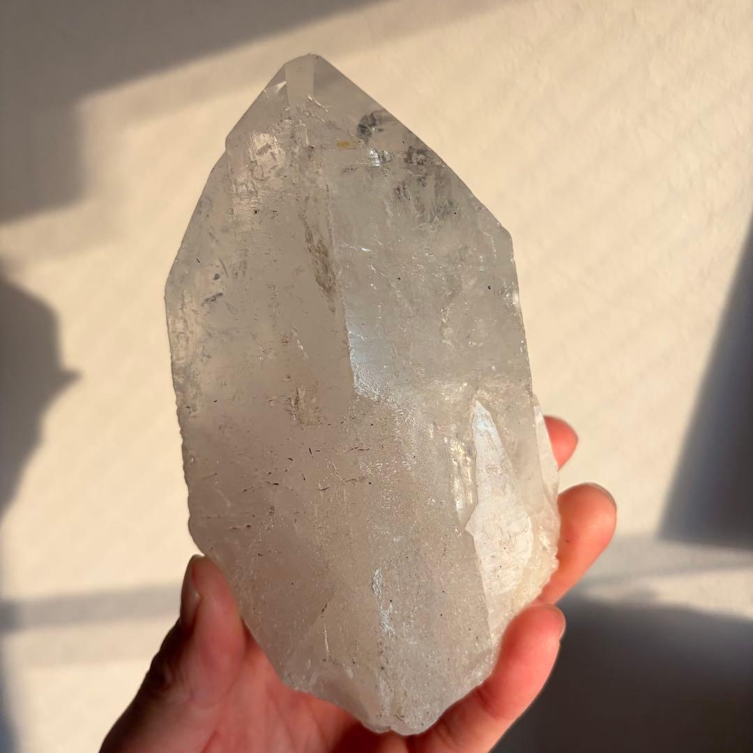 【迫力 920g】ブラジル産 水晶ポイント 台座セット（高さ20cm）原石 浄化