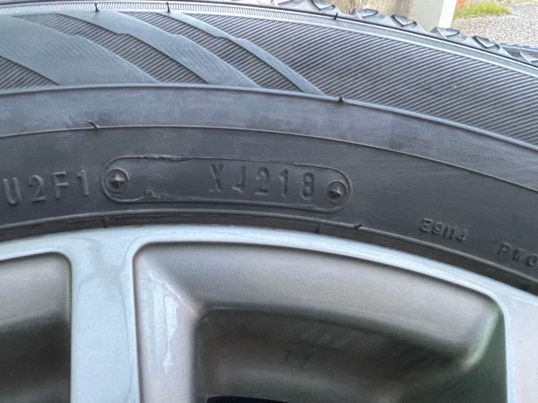 ホイール付スタッドレス 215/60R16 オートバックスオリジナル2018年製